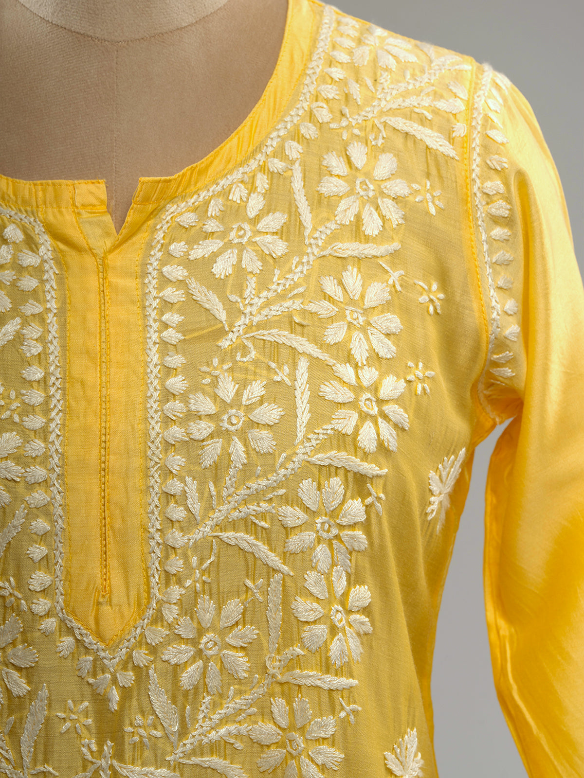 Chanderi Chikankari Kurti