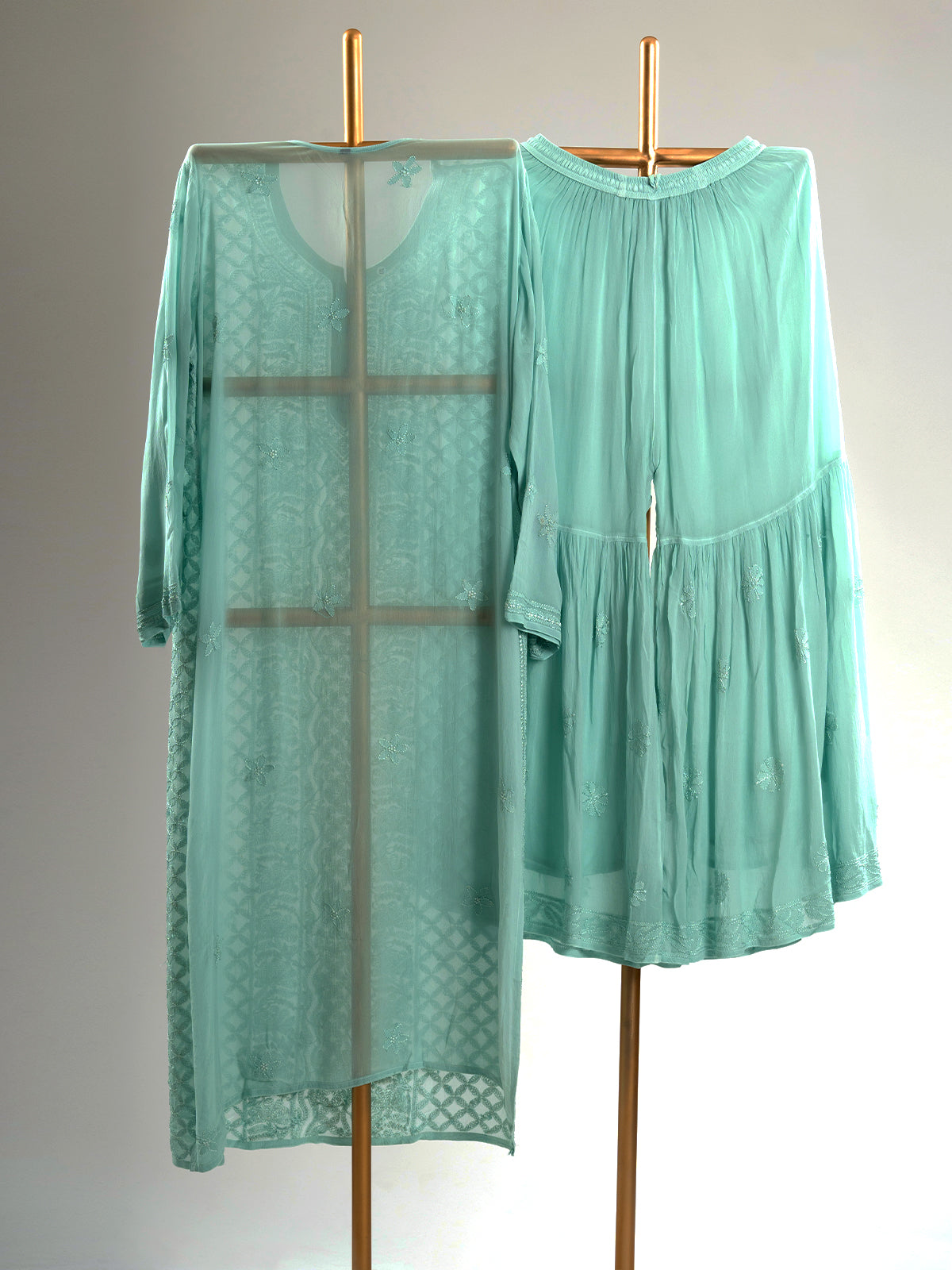 Jaal Embroidered Chikankari Set