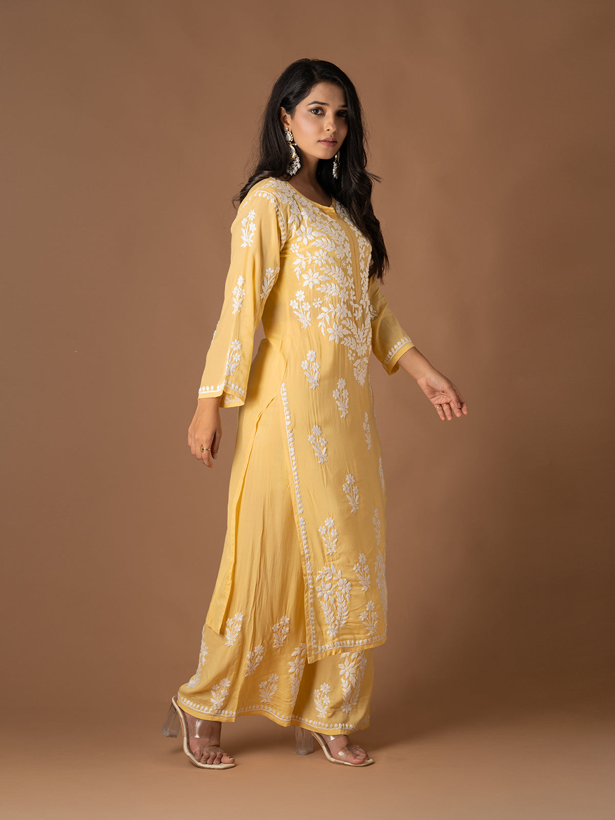 Modal Chikankari Set