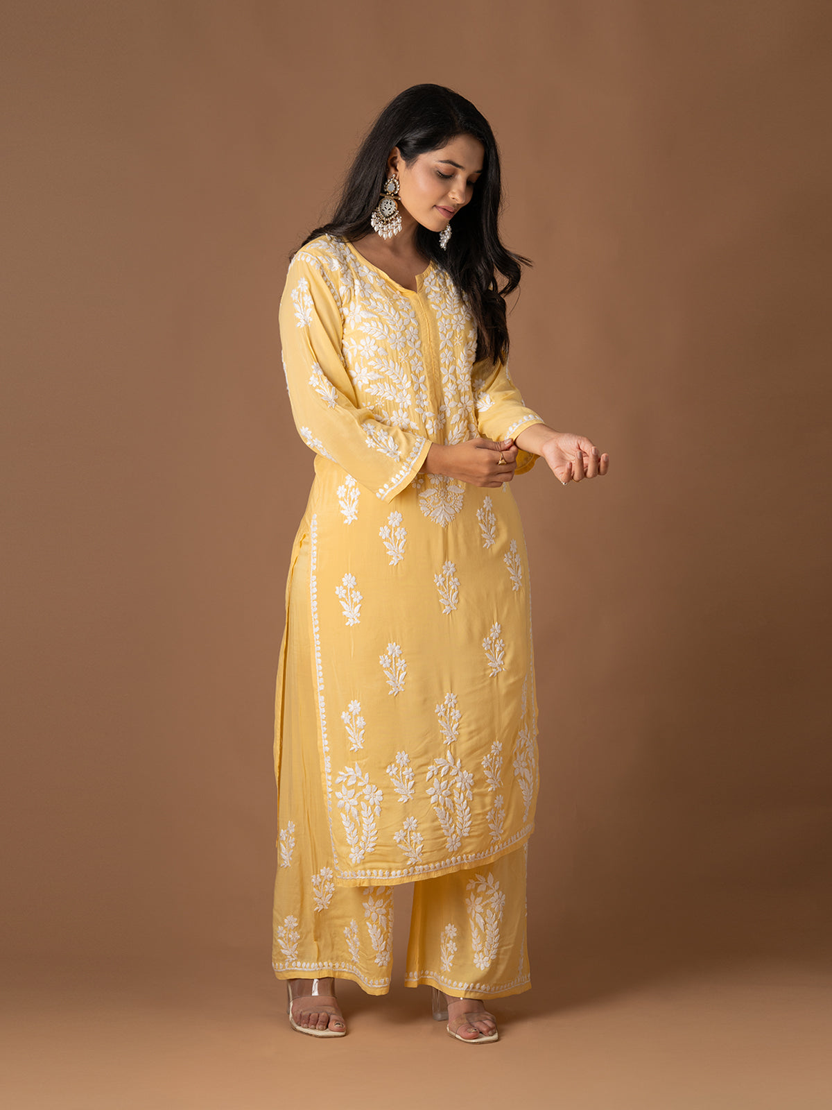 Modal Chikankari Set