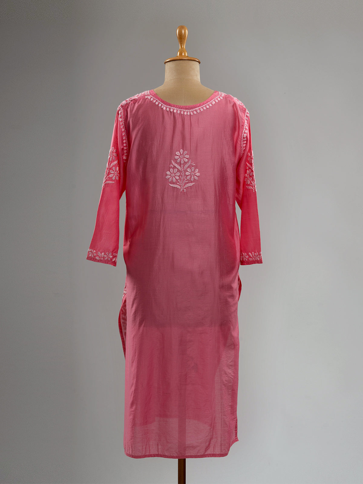 Chanderi Chikankari Kurti