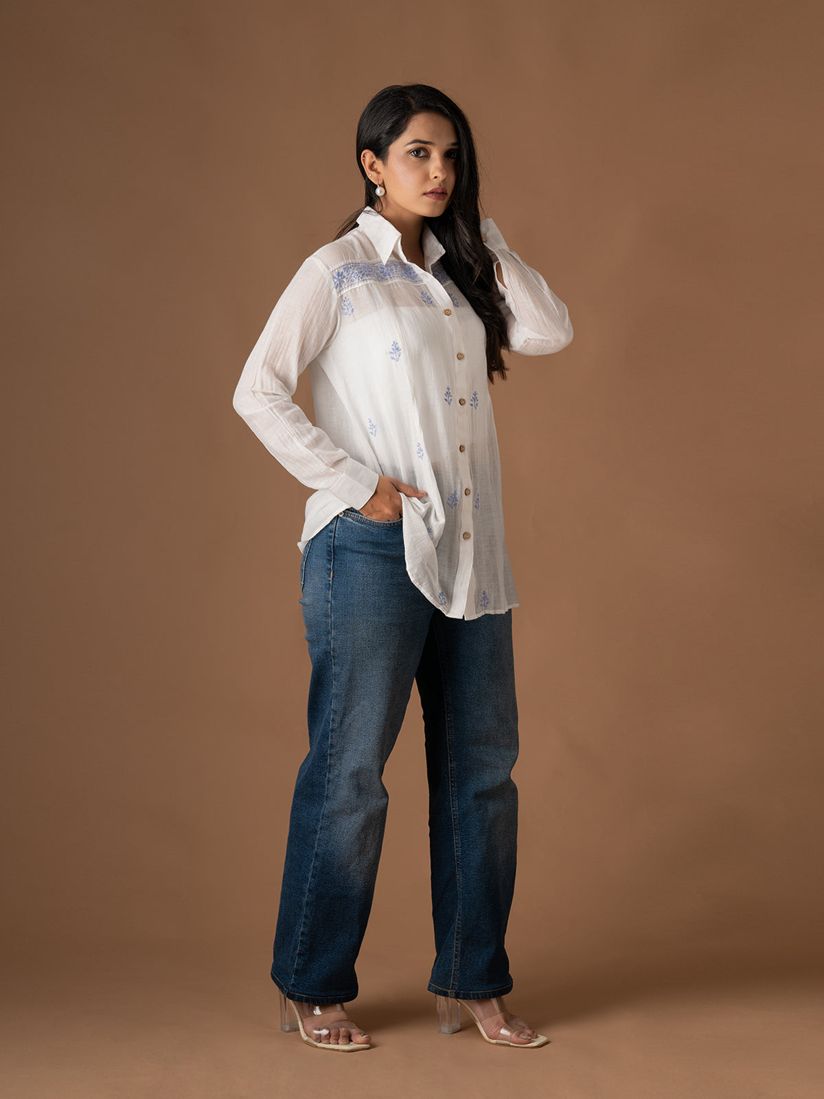 WHITE CHIKANKARI SHIRT