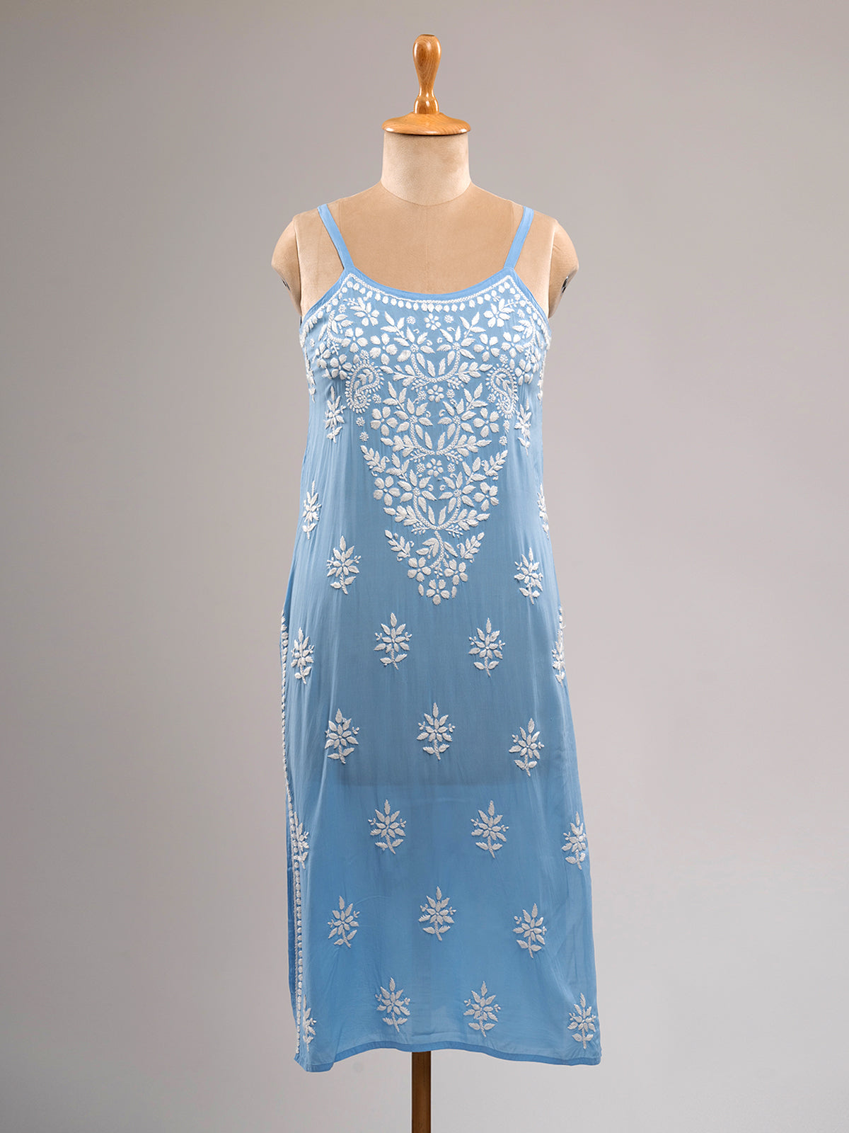 Chikankari Spaghetti Kurti