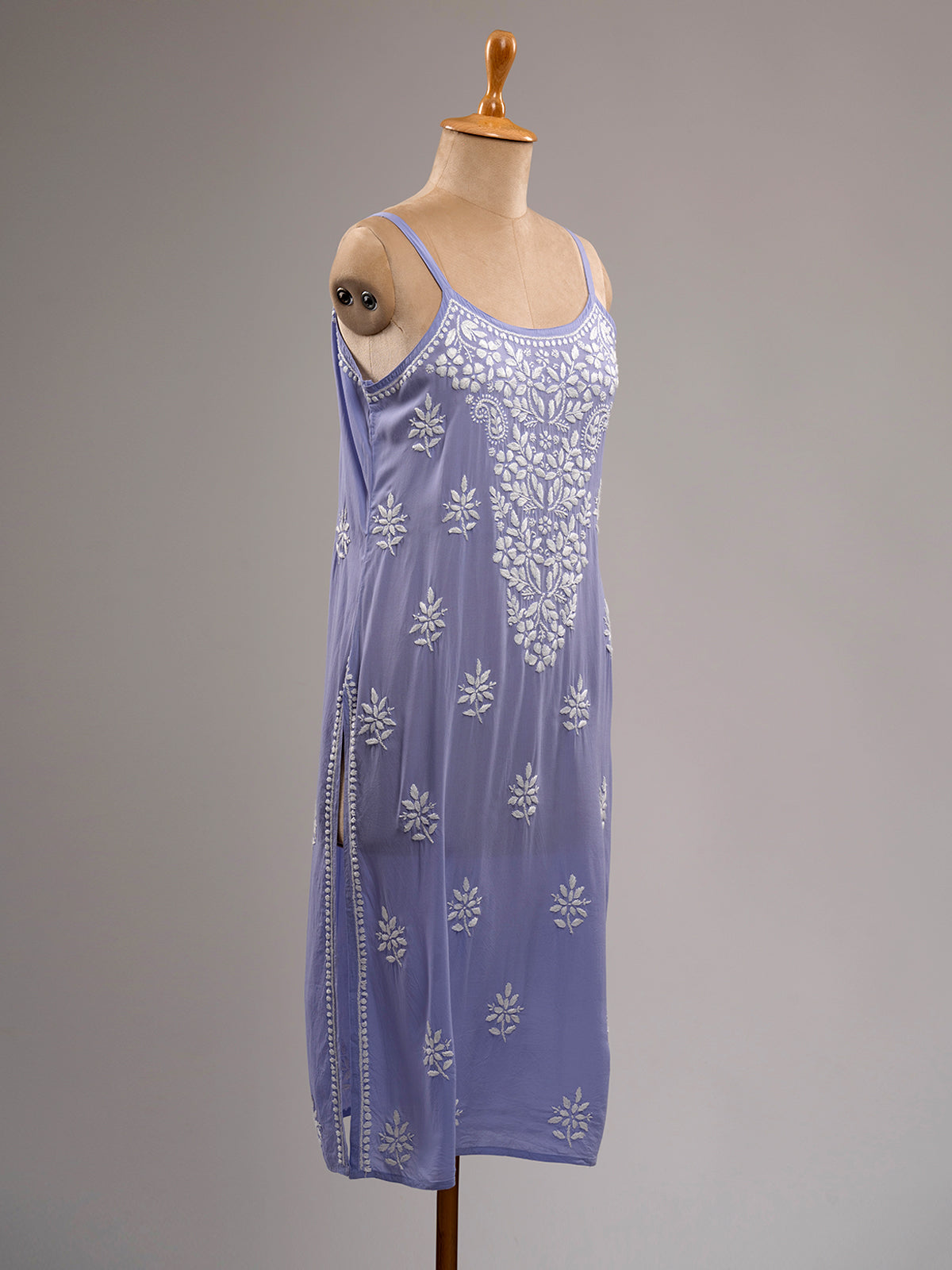 Chikankari Spaghetti Kurti