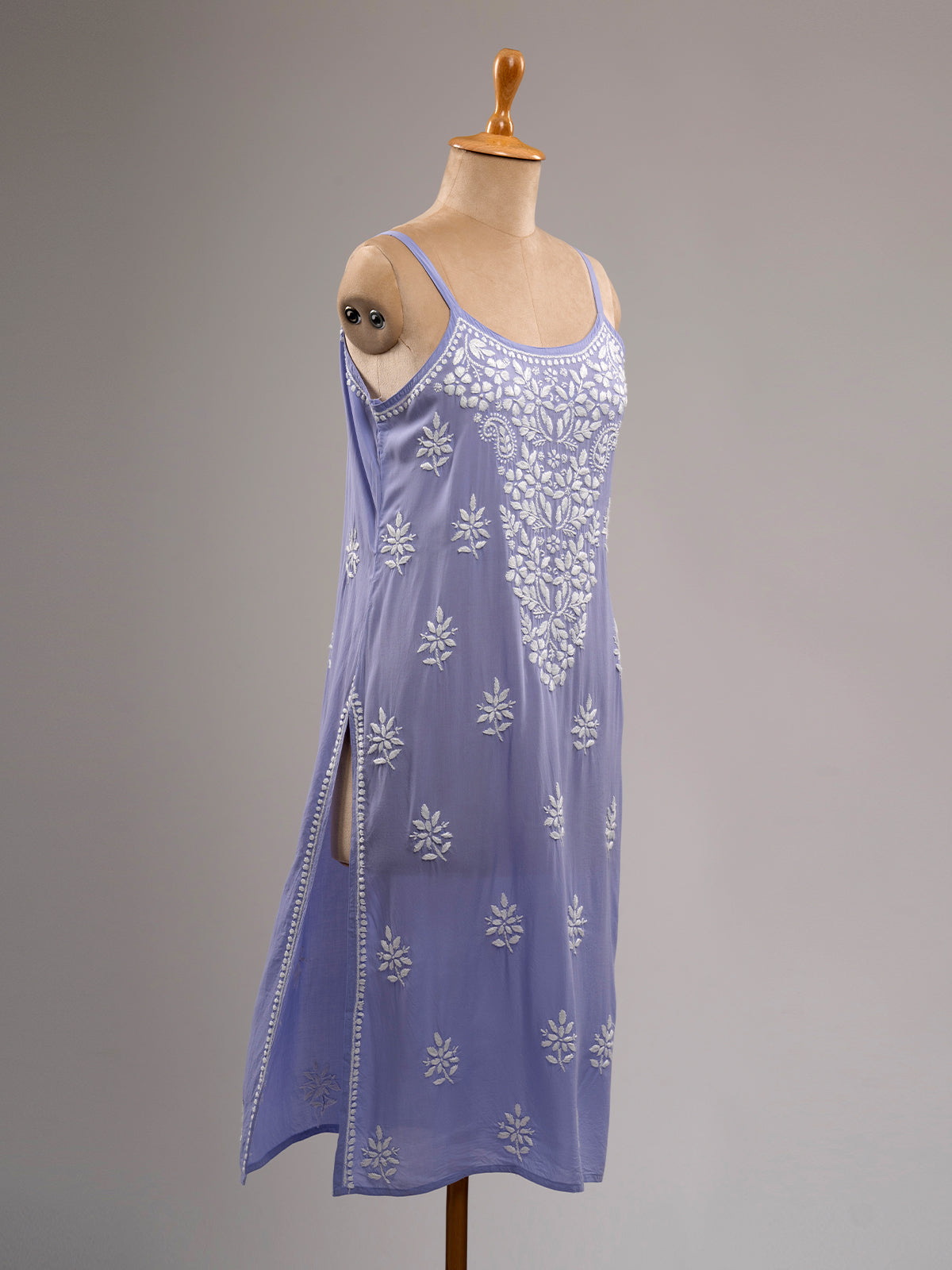 Chikankari Spaghetti Kurti