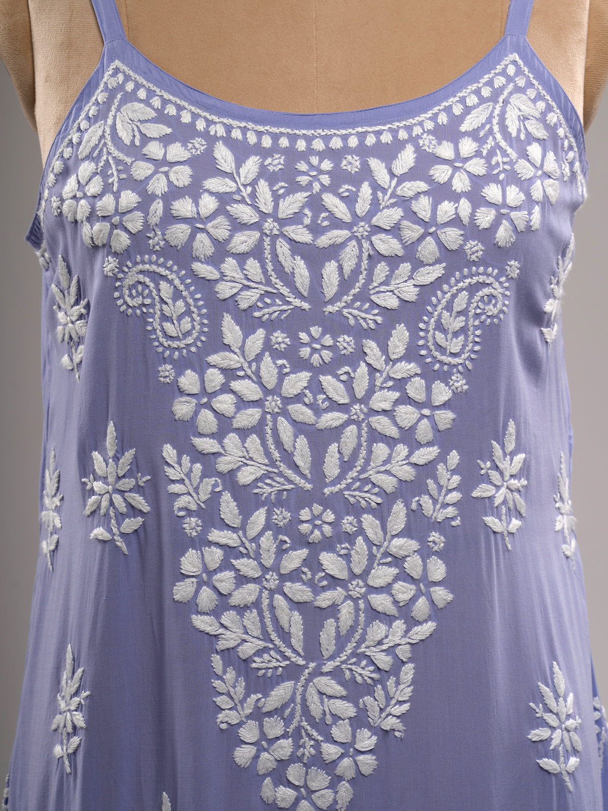 Chikankari Spaghetti Kurti